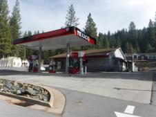 Texaco Gas Station / Store Lake Alamnor California